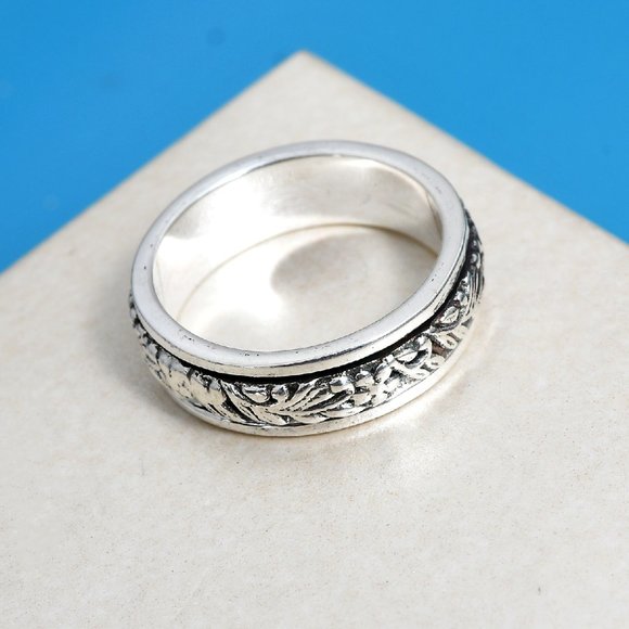 Sterling Silver Floral Spinner Ring 4.50 Grams - Picture 2 of 4